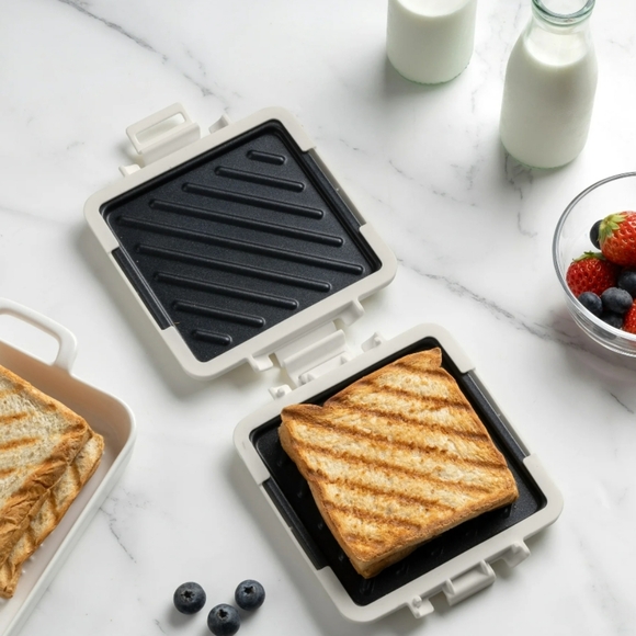 CWC Microwave Sandwich Maker - Picture 3 of 4